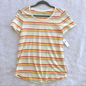 🌈 GAP Rainbow Striped Tee